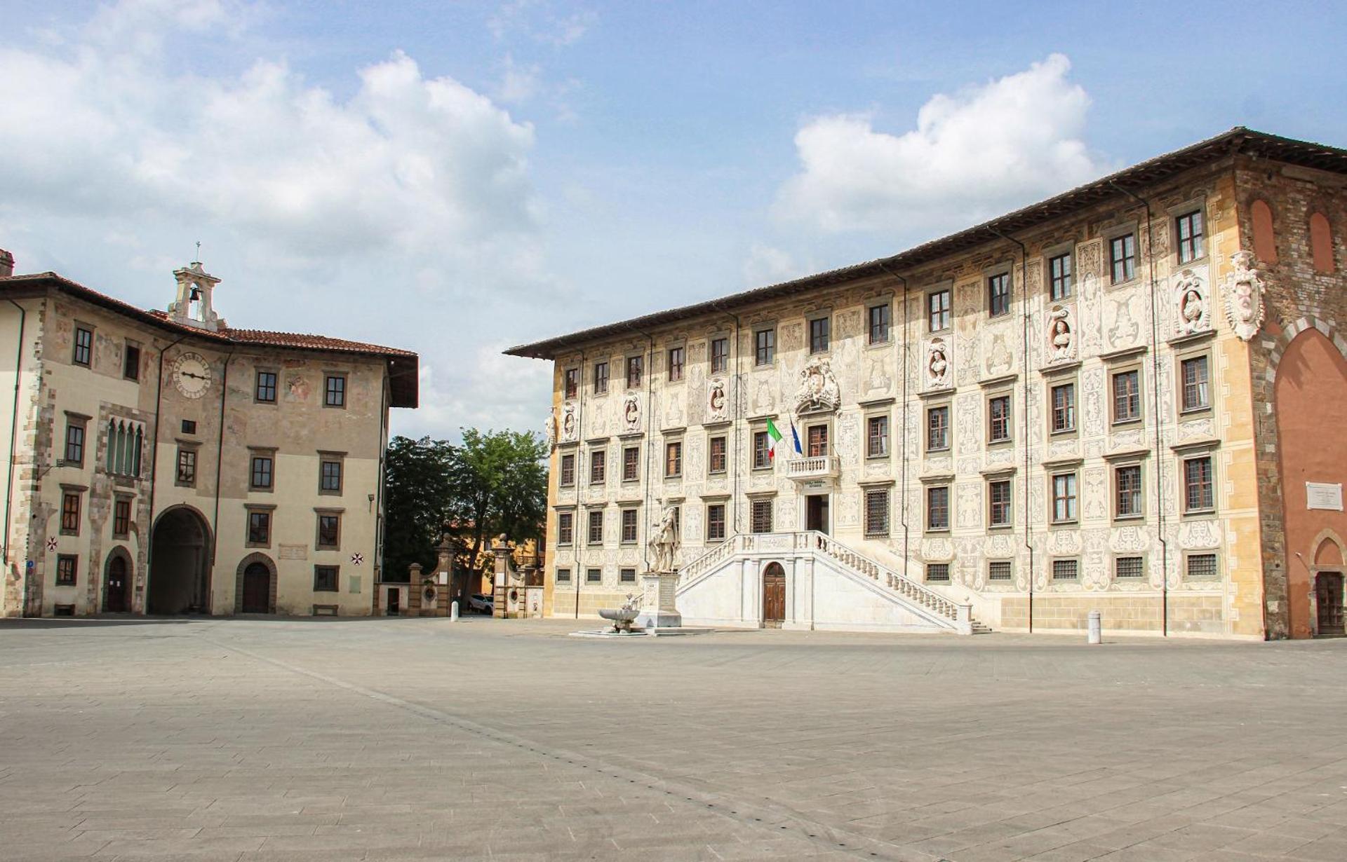 Nel Cuore Di Pisamonolocale In Palazzo Storico. Appartement *