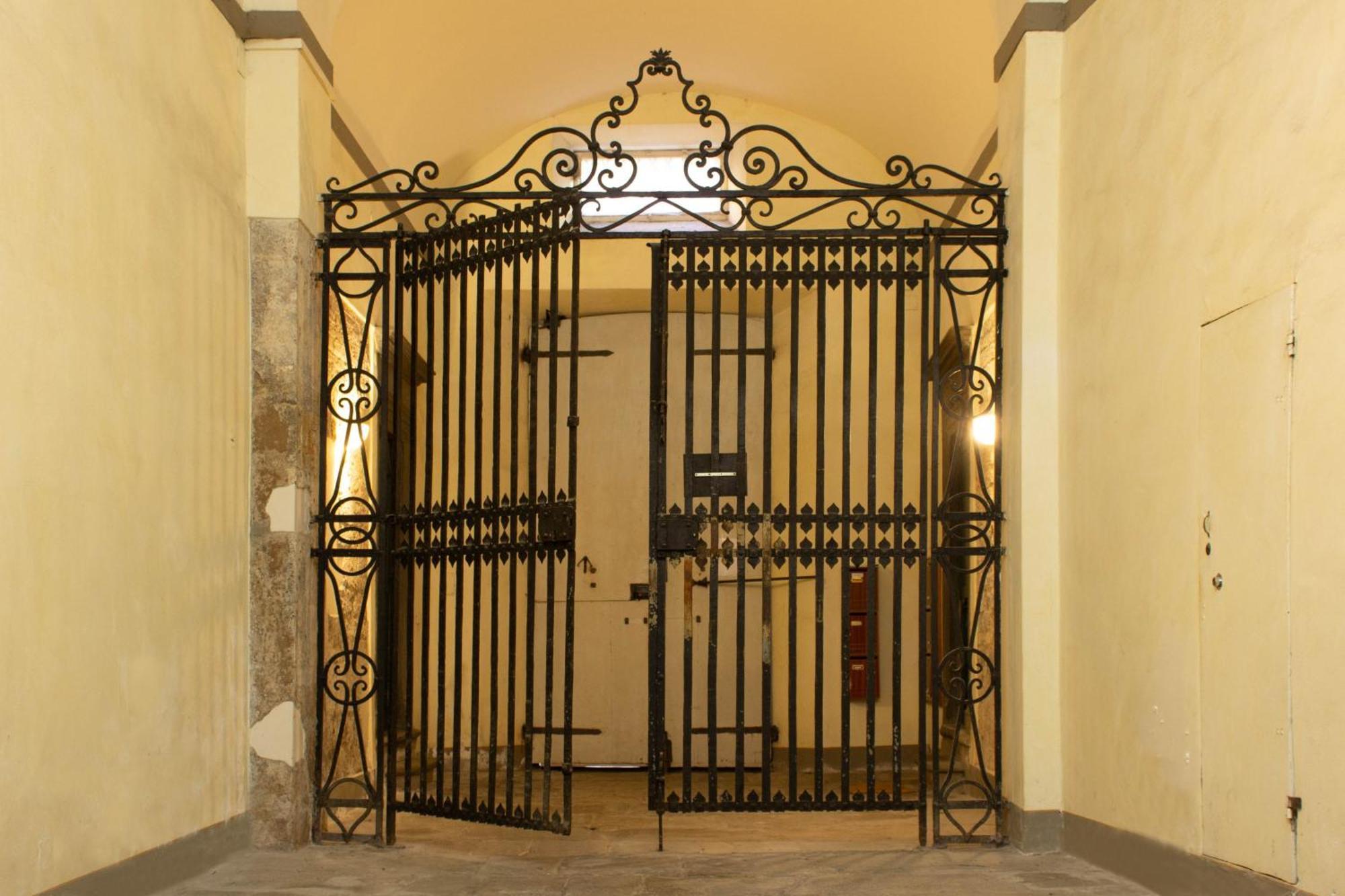 Appartement Nel Cuore Di Pisamonolocale In Palazzo Storico. Pisa