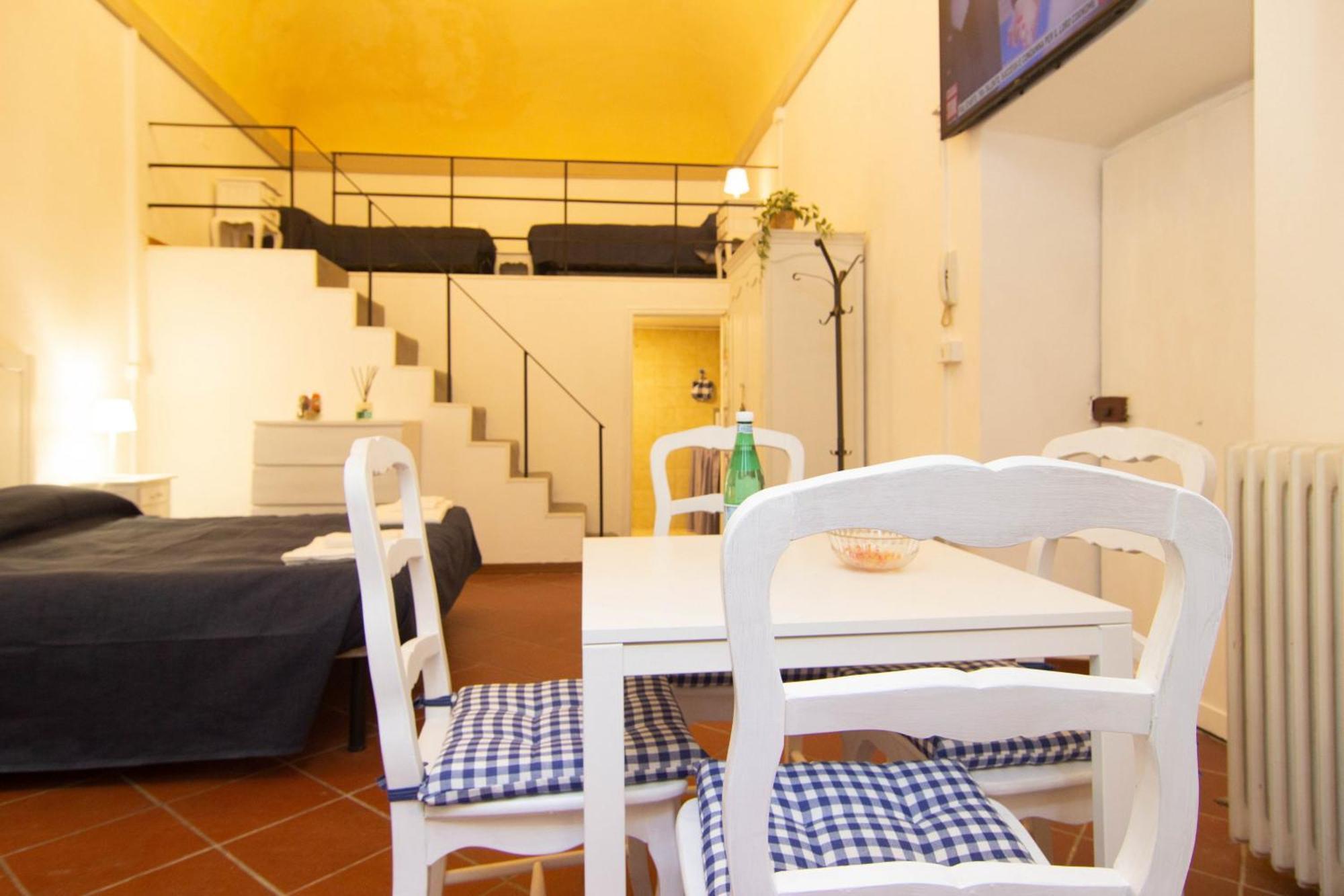 Appartement Nel Cuore Di Pisamonolocale In Palazzo Storico.